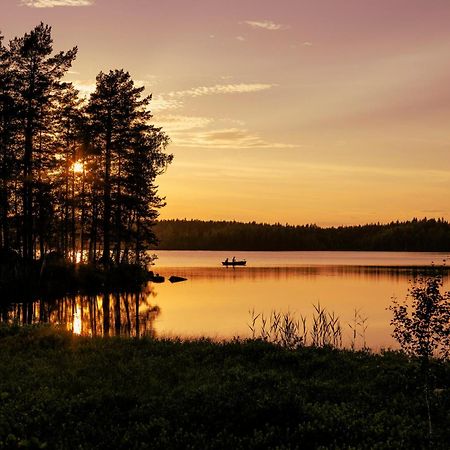 Peaceful Getaway In The Woods W/ Fireplace Asljunga Экстерьер фото