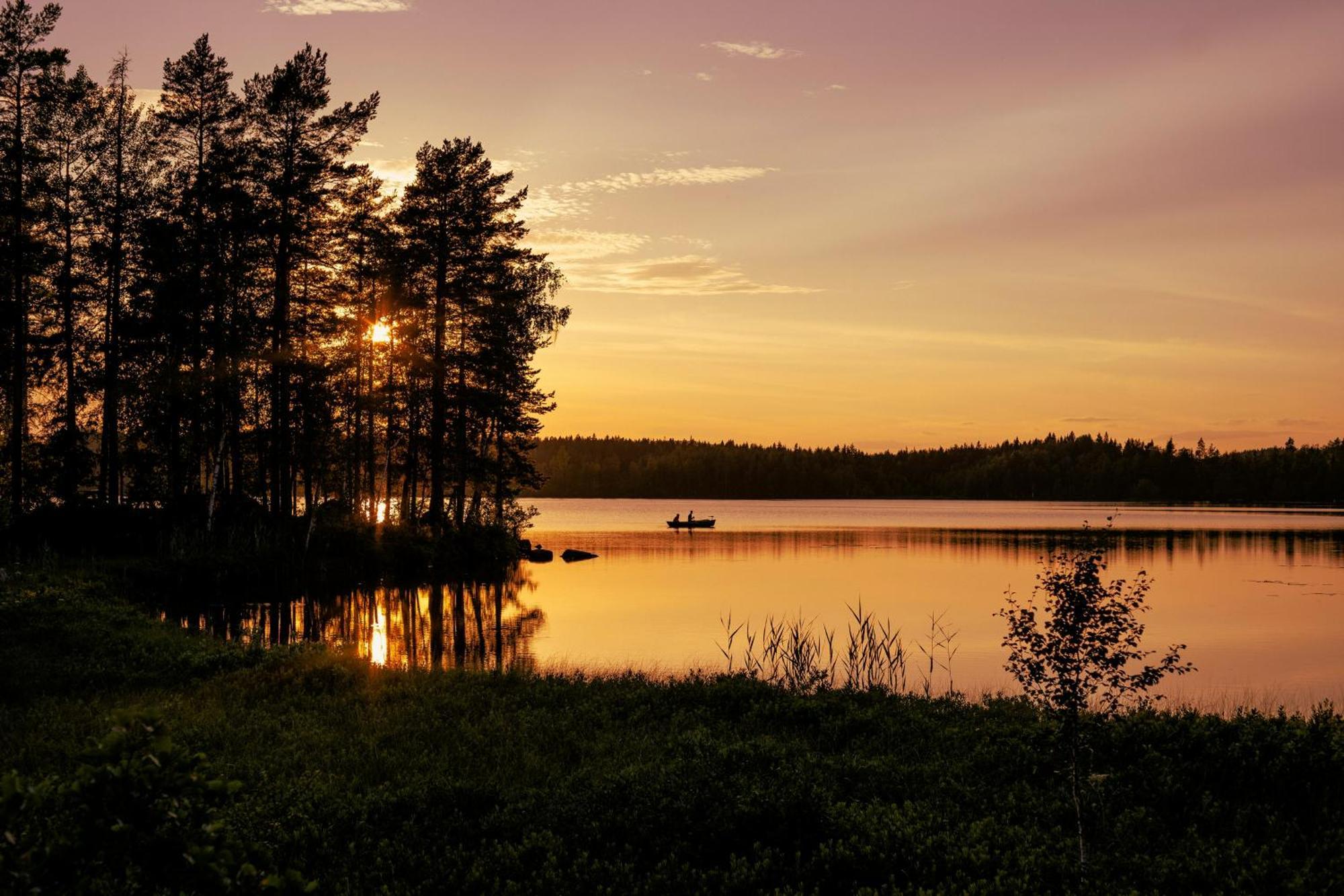 Peaceful Getaway In The Woods W/ Fireplace Asljunga Экстерьер фото